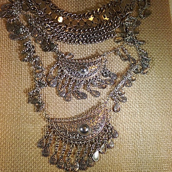Silver-tone Statement Necklace --33 - Picture 1 of 4